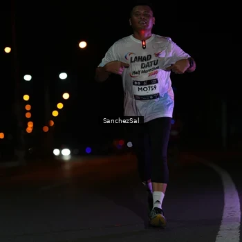 Runner Photo 7649660