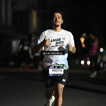 Runner Photo 7649661