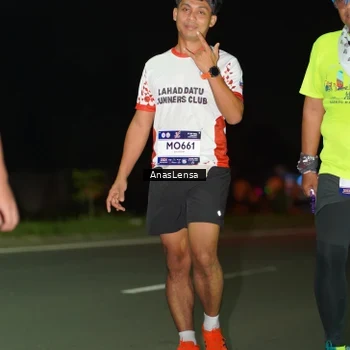 Runner Photo 7649668