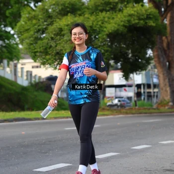 Runner Photo 7649681