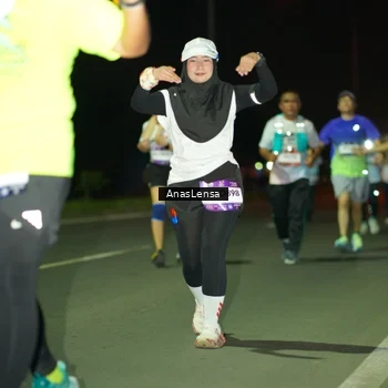 Runner Photo 7649685