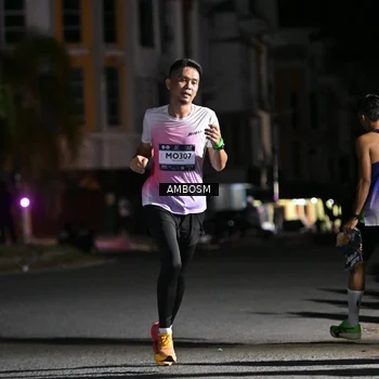 Runner Photo 7649696