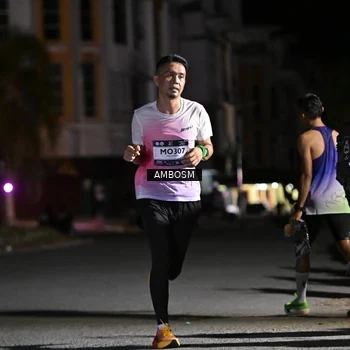 Runner Photo 7649699