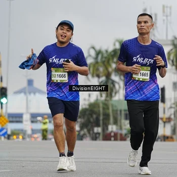 Runner Photo 7649709