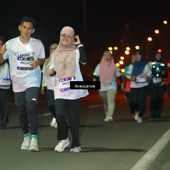 Runner Photo 7649711