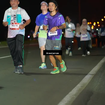 Runner Photo 7649713