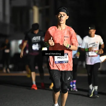 Runner Photo 7649716
