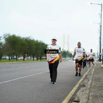 Runner Photo 7649747