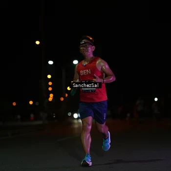Runner Photo 7649753