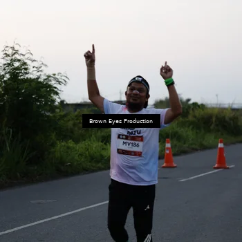Runner Photo 7649755