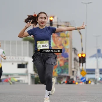 Runner Photo 7649765