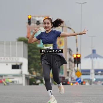 Runner Photo 7649774