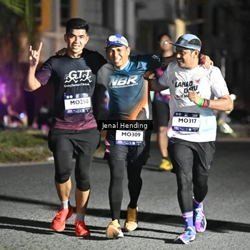 Runner Photo 7649778