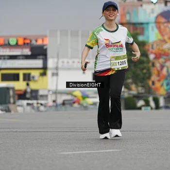 Runner Photo 7649792