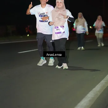 Runner Photo 7649811