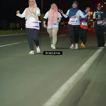 Runner Photo 7649824