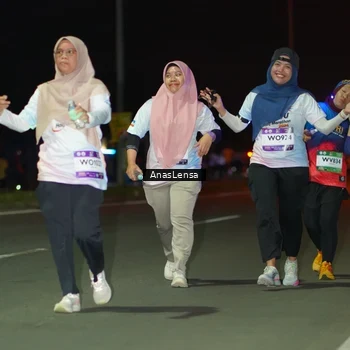 Runner Photo 7649827