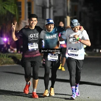 Runner Photo 7649838
