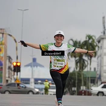 Runner Photo 7649875