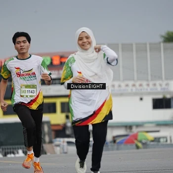 Runner Photo 7649893