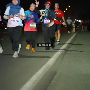 Runner Photo 7649899