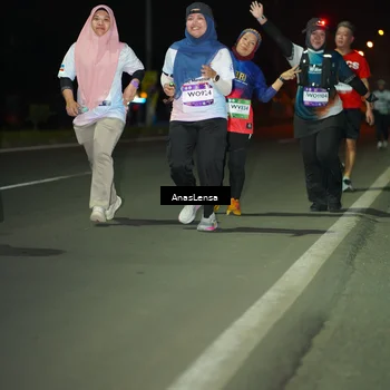 Runner Photo 7649915