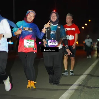 Runner Photo 7649921