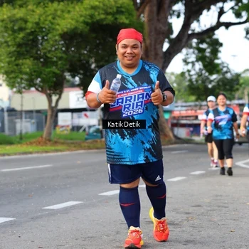 Runner Photo 7649929
