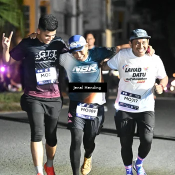 Runner Photo 7649942