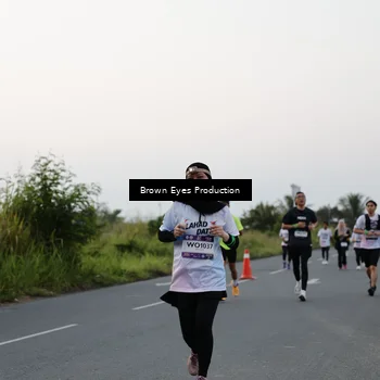 Runner Photo 7649951