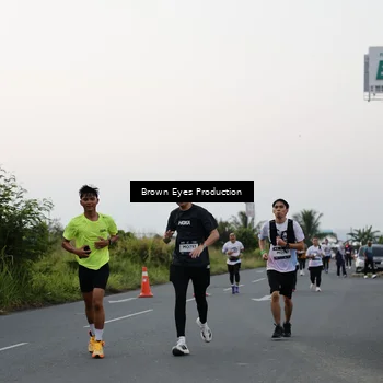 Runner Photo 7649952