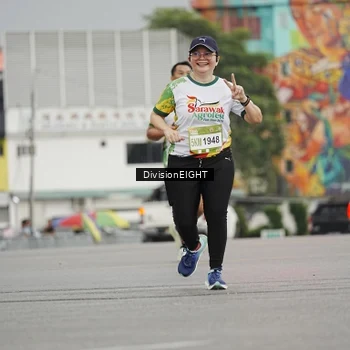 Runner Photo 7649955