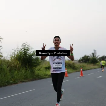 Runner Photo 7649960