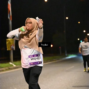 Runner Photo 7649961