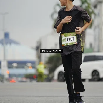 Runner Photo 7649963