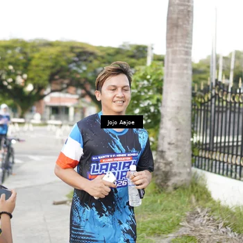 Runner Photo 7649965