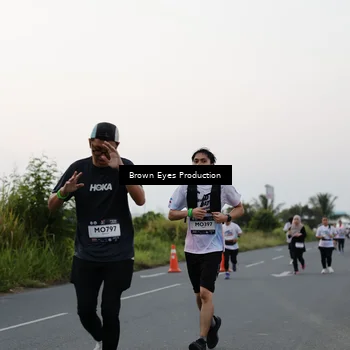 Runner Photo 7649970