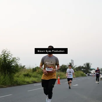 Runner Photo 7649983
