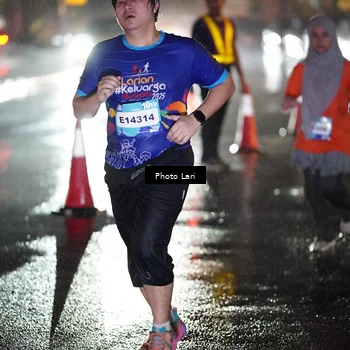 Runner Photo 7649984