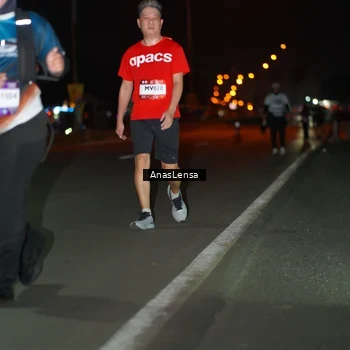 Runner Photo 7649999