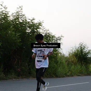 Runner Photo 7650018