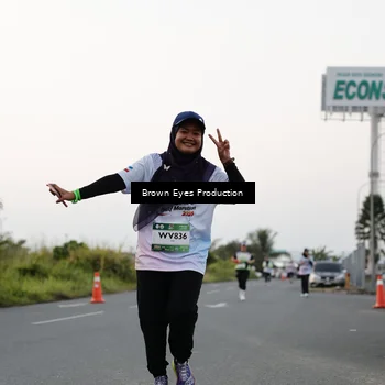 Runner Photo 7650019