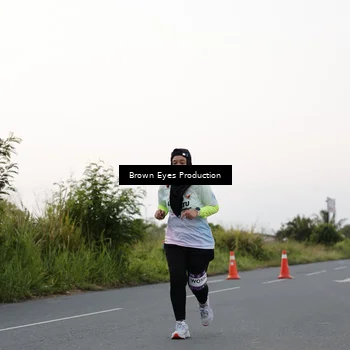 Runner Photo 7650034