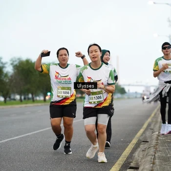 Runner Photo 7650055