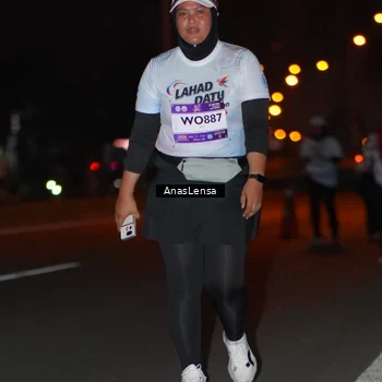 Runner Photo 7650066