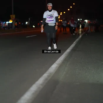 Runner Photo 7650076