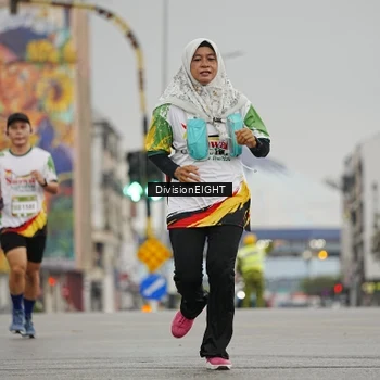 Runner Photo 7650081