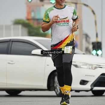 Runner Photo 7650082