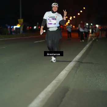 Runner Photo 7650089