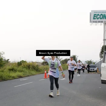 Runner Photo 7650110